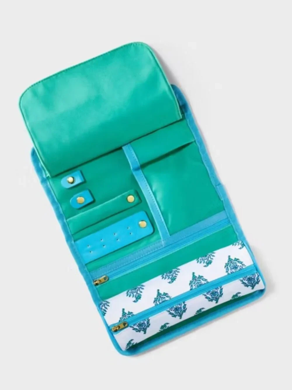 💙✨ Roller Rabbit x Target Bouquet Soft Roll Jewelry Case Blue – NWT ✨💙